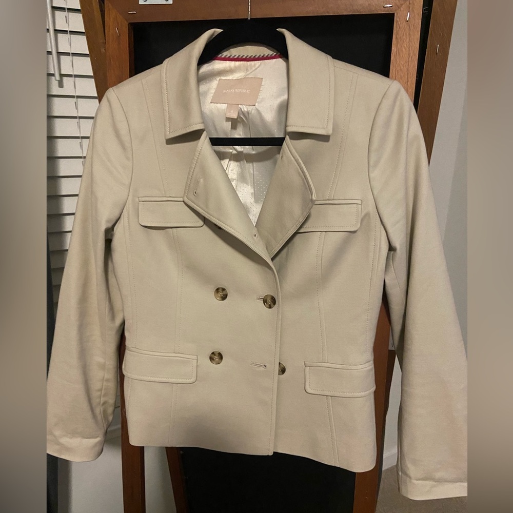 ONLY WORN ONCE - Women's Banana Republic Tan Casual Blazer 4